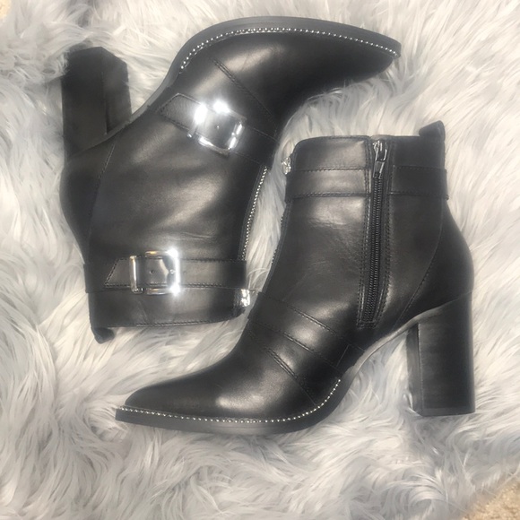 Steve Madden Bootie - Picture 1 of 4